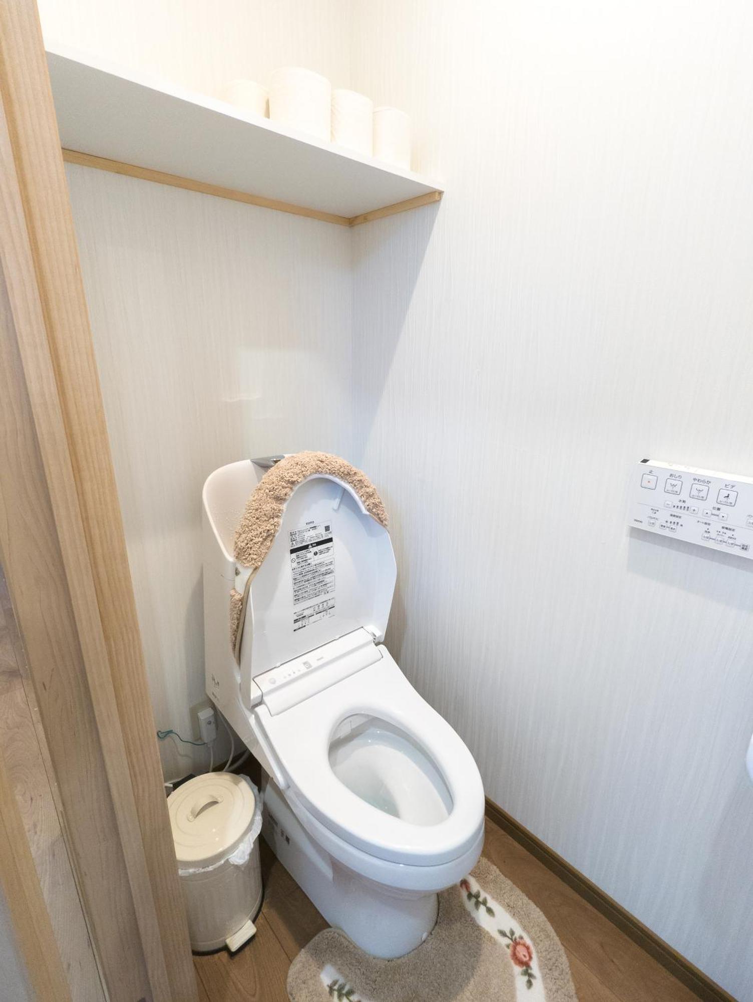 花園町駅から1分 難波から4分 今年リフォーム済み シャワー洗面トイレ各階付き 通天閣難波天王寺大阪城近々 Wi-Fi有り 星夜屋 Apartment Екстериор снимка